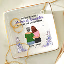 Gift For Mother, Gift For Women, Gift For Yourself, Gift For Grandma, Gift For Daughter - Mother & Daughters Forever Linked Together - Personalized Ring Dish