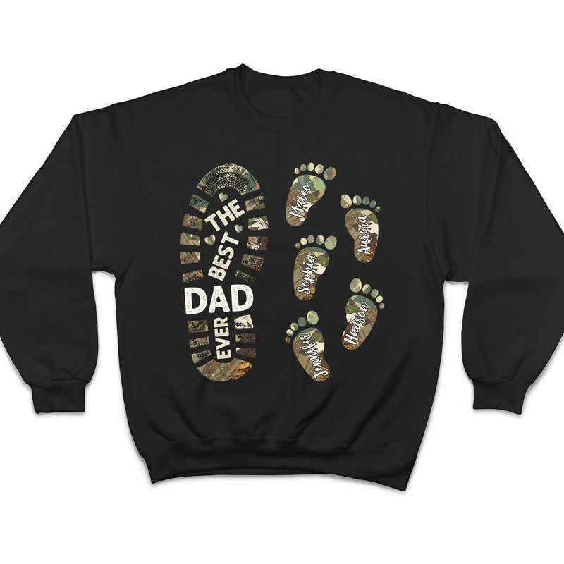 The Best Dad Grandpa Ever Footprints - Gift For Father, Grandfather - Personalized T Shirt