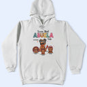 Living That Grandma Life - Gift For Grandma, Mom, Nana, Gigi - Personalized T Shirt