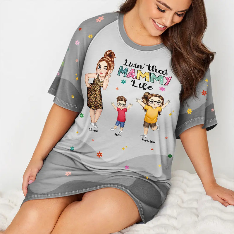Gift For Grandma,Love,Gift For Mother - Living That Grandma Life - Personalized Women's Sleep Tee