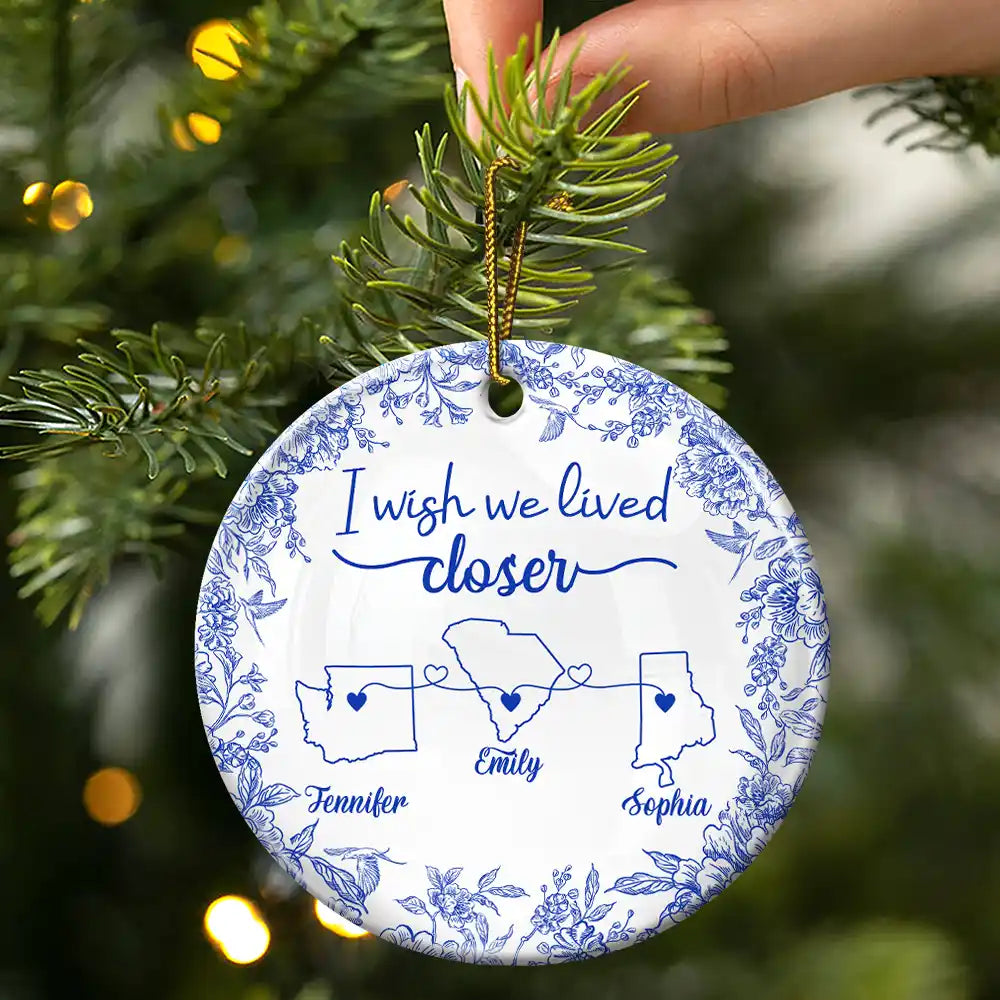 Gift For Bestie,Happy,Christmas - Chinoiserie Toile I Wish We Lived Closer - Personalized Circle Ceramic Ornament