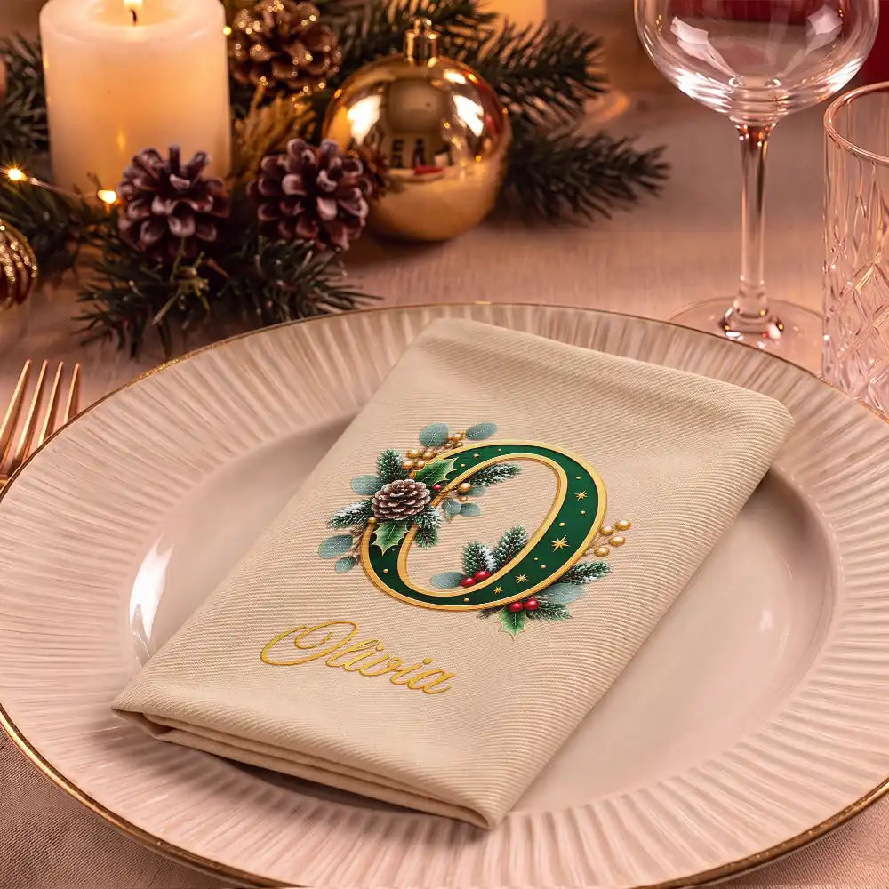 Top Market,Sentimental,Christmas,Family,Icon - Custom Name Monogram Christmas Holly Wreath Family Gift - Personalized Reusable Napkin