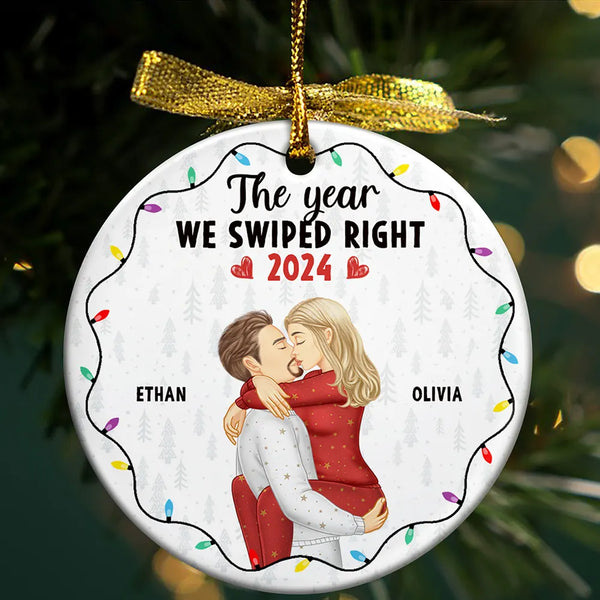 Gift For Couples - Christmas The Year We Swiped Right - Personalized Circle Ceramic Ornament