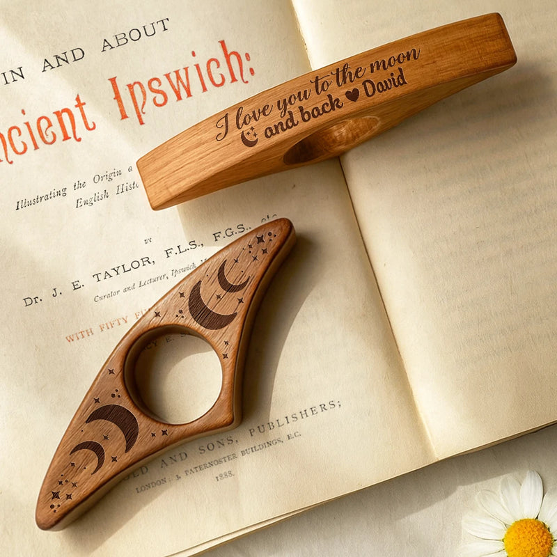 Gift For Couples,Gift For Husband,Gift For Wife,Gift For Boyfriend,Gift For Girlfriend,Reading,Happy - I Love You To The Moon & Back Couple - Personalized Book Page Holder