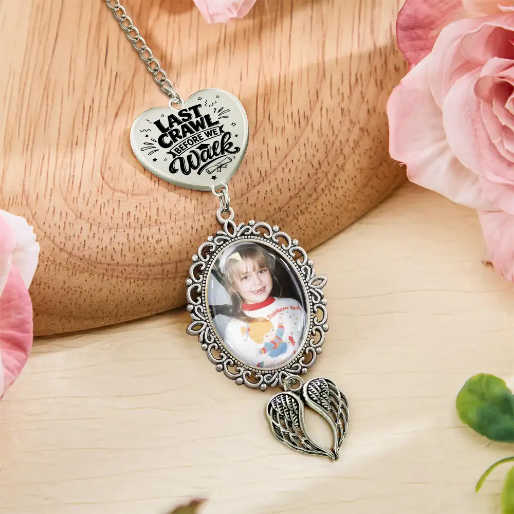 Funny,Happy,Graduation,Gift For Daughter,Gift For Son,Gift For Bestie,Gift For Brothers,Gift For Sisters - Custom Photo Funny Childhood Look Who's Graduated - Personalized Graduation Tassel Charm