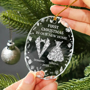 Love, Christmas, Gift For Wife, Gift For Husband, Gift For Couples, Married, Engaged, Wedding - First Christmas As Mr & Mrs - Personalized Oval Glass Ornament