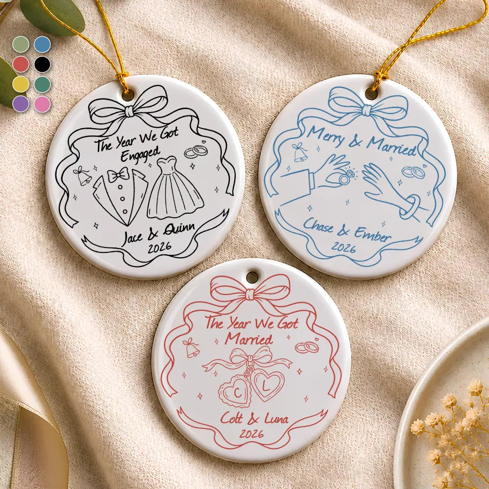 Merry & Married First Christmas Couple - Personalized Circle Ceramic Ornament