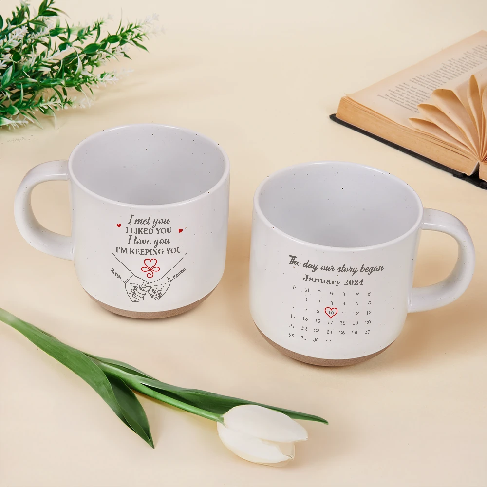 Anniversary,Calendar,Christmas,Gift For Couples,Old Couples,Romantic - Anniversary Gift For Couples - Personalized Calendar Holding Hands Pottery Mug