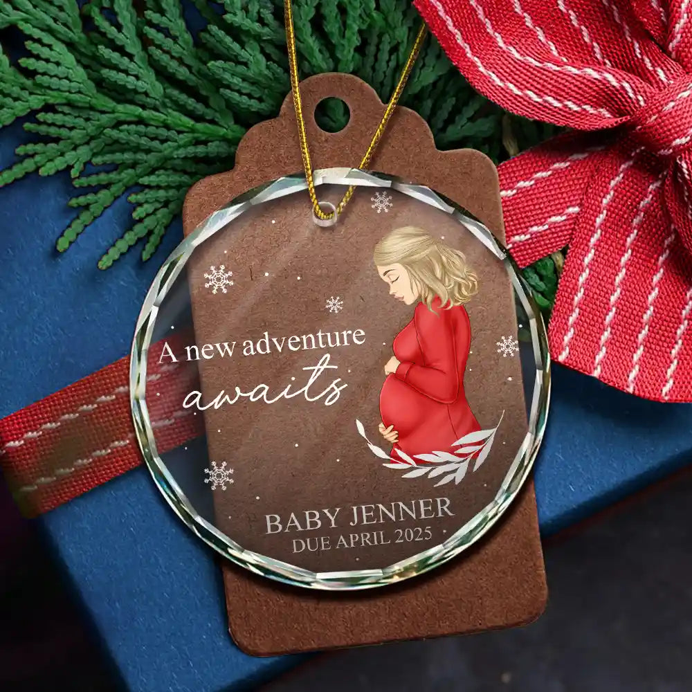 Pregnant Mom,Christmas,Love - Pregnant Mom A New Adventure Awaits - Personalized Circle Glass Ornament