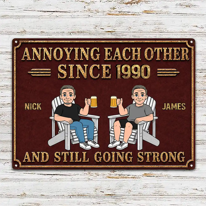 Top Market, Wedding Anniversary, Humorous, Old Couples, Summer, Gift For Couples, Vector - Retro Style Couple Annoying Each Other - Personalized Classic Metal Signs