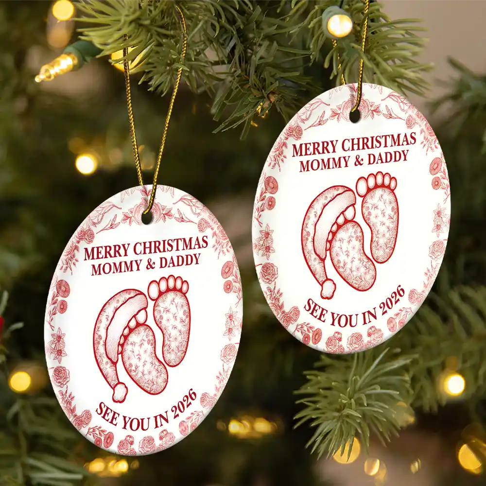 Christmas,New Dad,New Mom,Family,Happy - Baby Expecting See You In 2026 Toile Pattern - Personalized Circle Ceramic Ornament