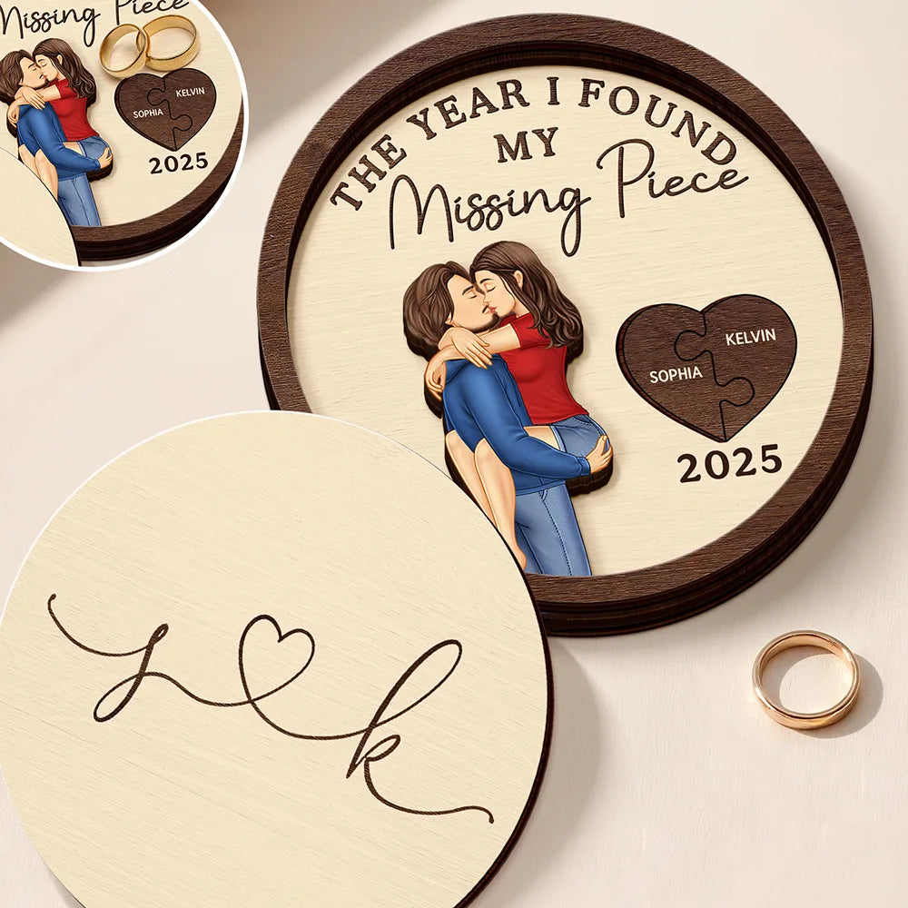 Gift For Husband, Gift For Wife, Gift For Boyfriend, Gift For Girlfriend, Custom Photo, Love, Gift For Couples - The Year I Found My Missing Piece Kissing Couples - Personalized 2-Layered Wooden Ring Dish