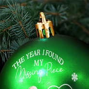 Gift For Couples,Christmas,Love - The Year I Found My Missing Piece Kissing Couples - Personalized Ball Ornament