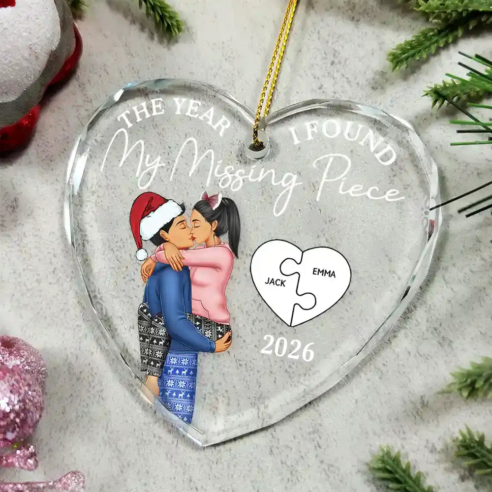 The Year I Found My Missing Piece Kissing Couples - Personalized Heart Shaped Glass Ornament
