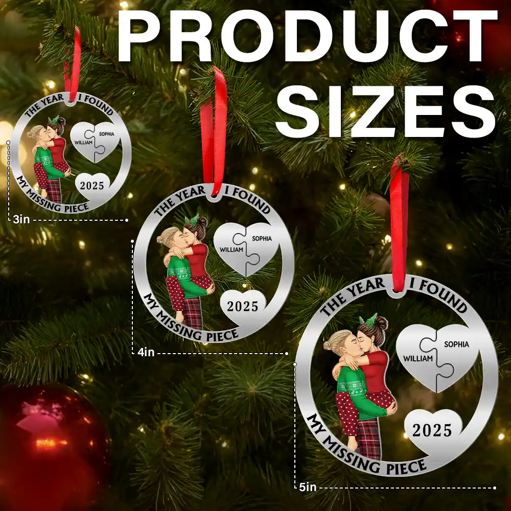 Gift For Couples,Happy,Christmas - The Year I Found My Missing Piece Kissing Couples - Personalized Metal Ornament