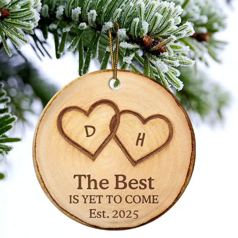 Gift For Couples,Gift For Husband,Gift For Wife,Gift For Boyfriend,Gift For Girlfriend,Anniversary,Wedding Anniversary,Love - The Year We Became Mr & Mrs Initial Letter - Personalized Circle Ceramic Ornament