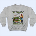 Gardening,Gift For Women,Happy,Pet Lovers,Pet Mom,Cat Lovers,Cat Mom - Work In My Garden And Hang Out With My Cats - Personalized T Shirt