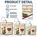 Gift For Couples, Gift For Husband, Gift For Wife, Gift For Boyfriend, Gift For Girlfriend, Anniversary - The Year I Found My Missing Piece Kissing Couples - Personalized Wooden Keychain
